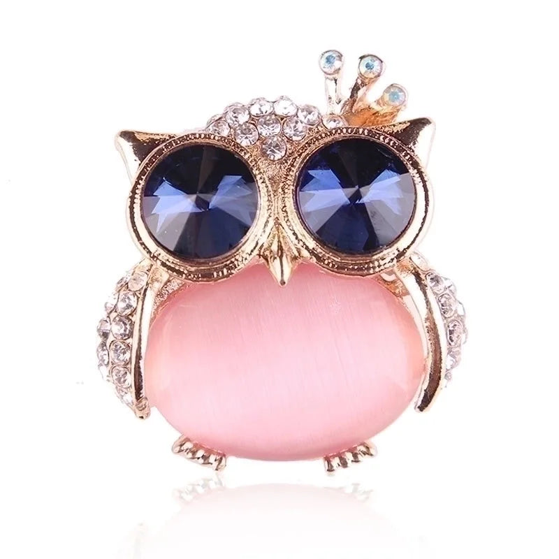 Wide-Eyed Owl Brooch - Pink