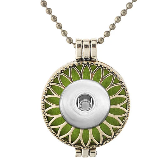Aromatherapy Daisy Necklace