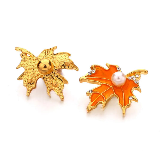 Maple Leaf With Pearl